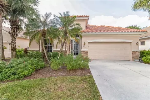 7849 Founders Ln, Naples, FL 34104