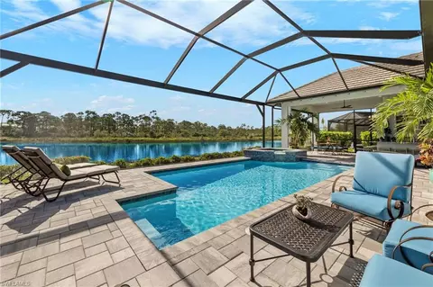 6429 Antigua Way, Naples, FL 34113