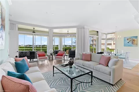 1620 Star Point Ln, Naples, FL 34112