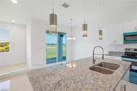 9002 E Castle Cir, Labelle, FL 33935 photo 17