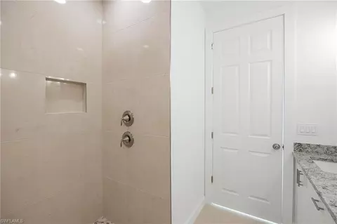 9002 E Castle Cir, Labelle, FL 33935 photo 32