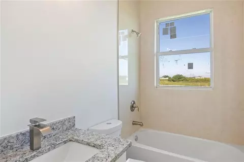 9002 E Castle Cir, Labelle, FL 33935 photo 8