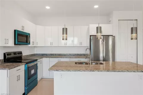 9002 E Castle Cir, Labelle, FL 33935 photo 18