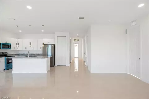 9002 E Castle Cir, Labelle, FL 33935 photo 25