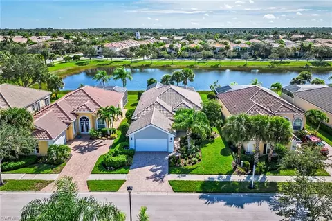 7050 Toscana Ct, Naples, FL 34114