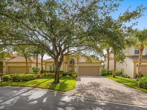23117 Oakglen Ln, Bonita Springs, FL 34135