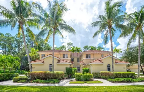 2011 Tarpon Bay Dr N #201, Naples, FL 34119