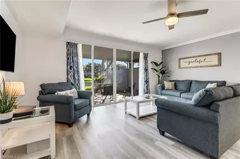 5637 Cove Cir #57, Naples, FL 34119