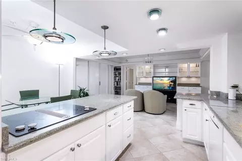 5601 Turtle Bay Dr #1001, Naples, FL 34108