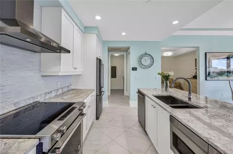 1035 3rd Ave S #506, Naples, FL 34102 photo 7