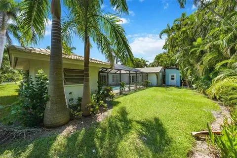 509 Turtle Hatch Ln, Naples, FL 34103 photo 2
