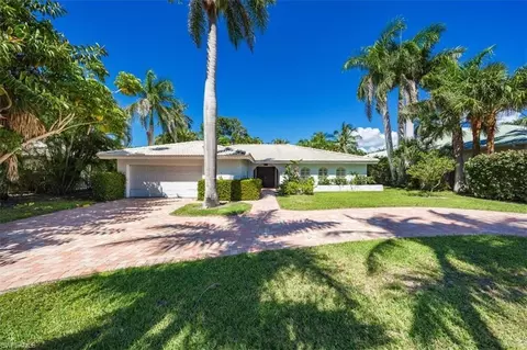 509 Turtle Hatch Ln, Naples, FL 34103