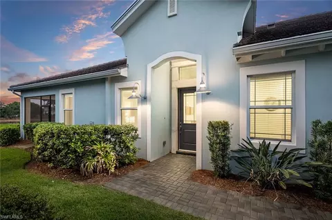 5862 Haiti Dr, Naples, FL 34113