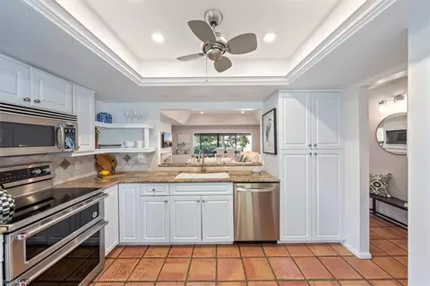 515 Serendipity Dr, Naples, FL 34108 photo 8