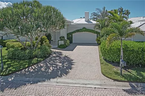 7916 Grand Bay Dr #22, Naples, FL 34108
