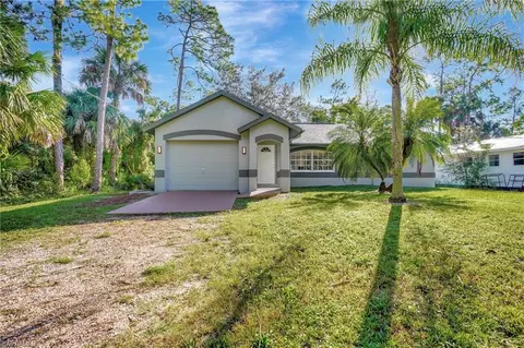 140 18th St NE, Naples, FL 34120