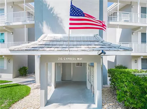 215 Cypress Way E #D1, Naples, FL 34110 photo 20