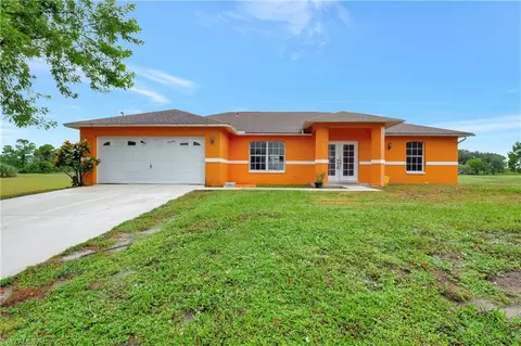 1132 Briarcliffe St, Fort Myers, FL 33913