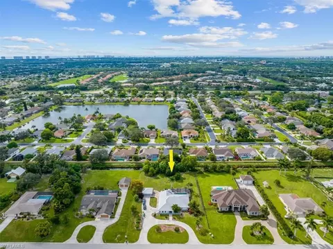 9957 Winterview Dr, Naples, FL 34109 photo 45