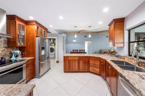 9957 Winterview Dr, Naples, FL 34109 photo 9