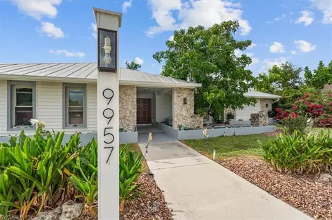 9957 Winterview Dr, Naples, FL 34109 photo 2