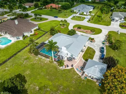 9957 Winterview Dr, Naples, FL 34109 photo 36