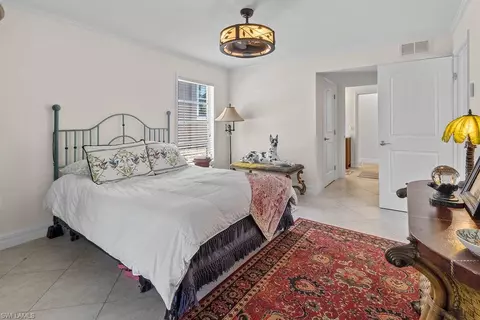 93 Dolphin Cir, Naples, FL 34113 photo 19