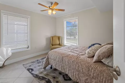 93 Dolphin Cir, Naples, FL 34113 photo 12