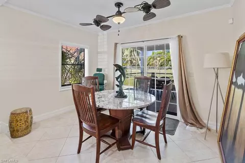 93 Dolphin Cir, Naples, FL 34113 photo 11