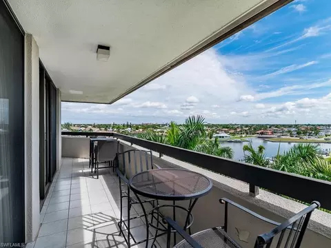 651 Seaview Ct #PH-4 -710, Marco Island, FL 34145