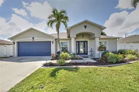 136 SE 19th Ter, Cape Coral, FL 33990