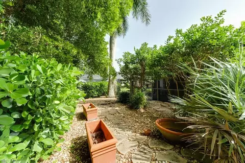 234 Dent Dr, Naples, FL 34112 photo 9