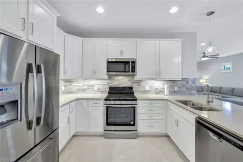 7630 Jacaranda Ln, Naples, FL 34114 photo 6