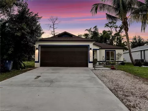 27910 Vermont St, Bonita Springs, FL 34135