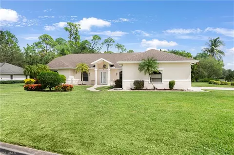 2093 Imperial Cir, Naples, FL 34110