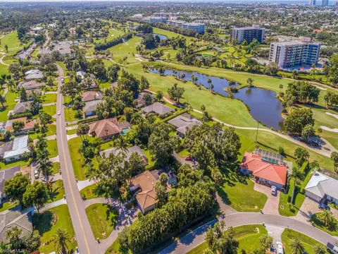 277 Burning Tree Dr, Naples, FL 34105 photo 7