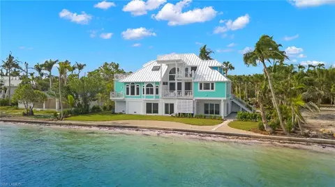 488 Lighthouse Way, Sanibel, FL 33957