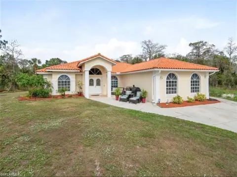 95 12th Ave NE, Naples, FL 34120