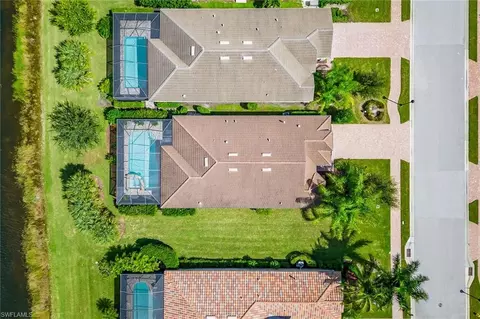 2770 Aviamar Cir, Naples, FL 34114 photo 37