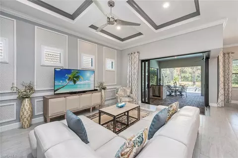 2770 Aviamar Cir, Naples, FL 34114 photo 6