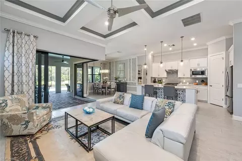 2770 Aviamar Cir, Naples, FL 34114 photo 7