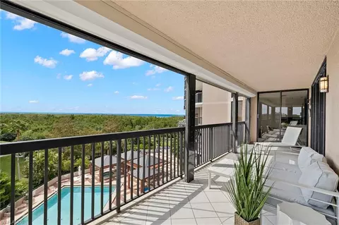 6075 Pelican Bay Blvd #505, Naples, FL 34108