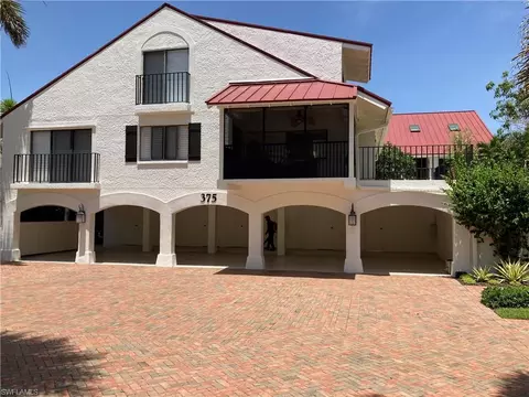 375 8th Ave S #D, Naples, FL 34102 photo 2
