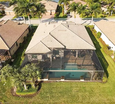 20111 Eagle Stone Dr, Estero, FL 33928 photo 4