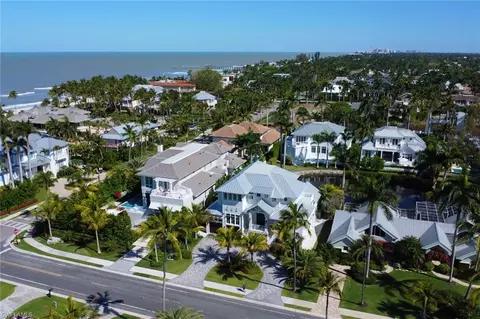 View/Area - 125 18th Ave S, Naples, FL 34102 photo 4 of 4