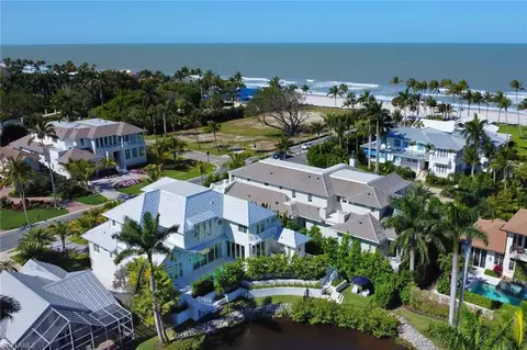 View/Area - 125 18th Ave S, Naples, FL 34102 photo 1 of 4