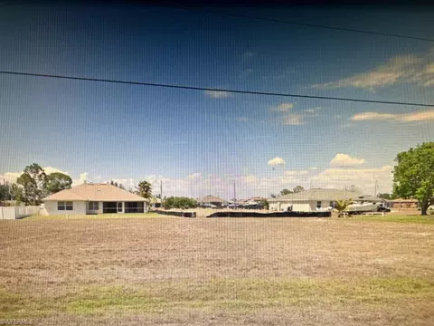 1811 NW 12th St, Cape Coral, FL 33993