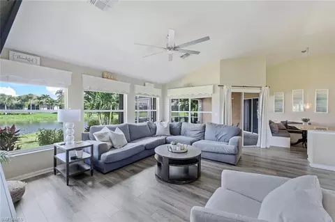 2520 Grove Isle Ct, Naples, FL 34109 photo 2