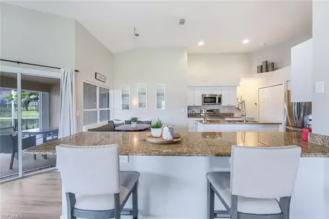 2520 Grove Isle Ct, Naples, FL 34109 photo 7