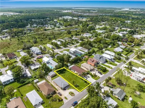 3204 Cottage Grove Ave, Naples, FL 34112